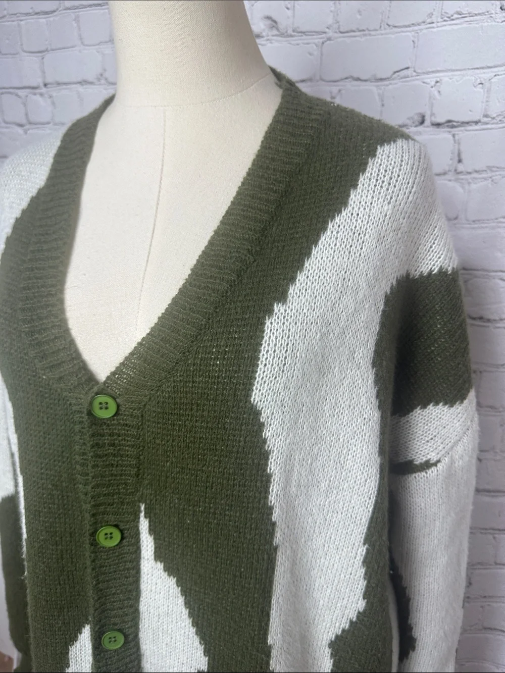 Romwe Academia Men’s Color Block Button Front Cardigan Oversized Small